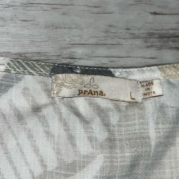 Prana Top Size Large - Picture 2 of 3